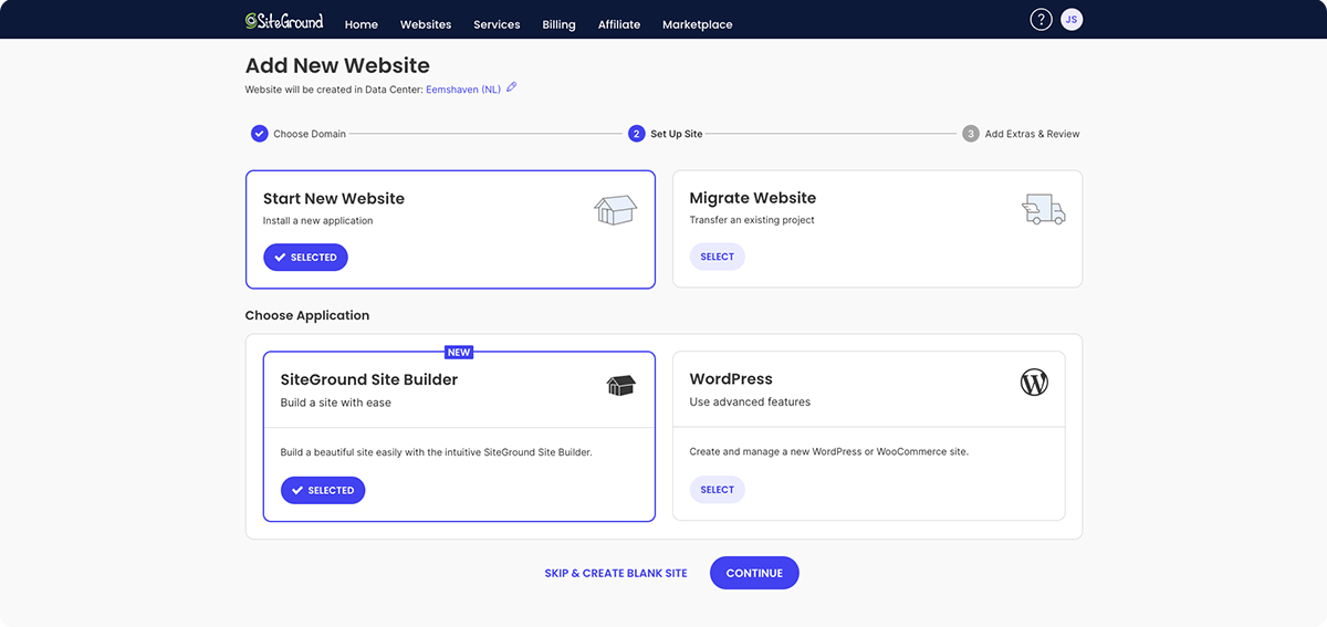 SiteGround setup wizard step 2: starting a new website or migrating one, then choosing Site Builder or WordPress